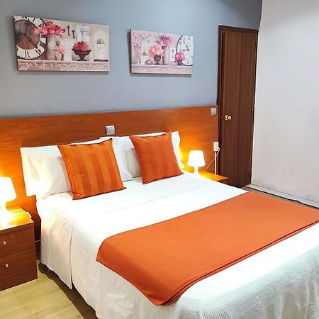 Hostal Cervantes Μαδρίτη Εξωτερικό φωτογραφία