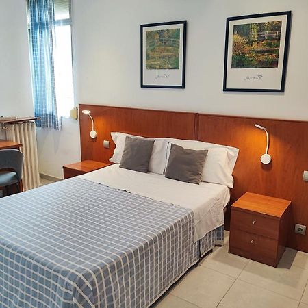 Hostal Cervantes Μαδρίτη Εξωτερικό φωτογραφία