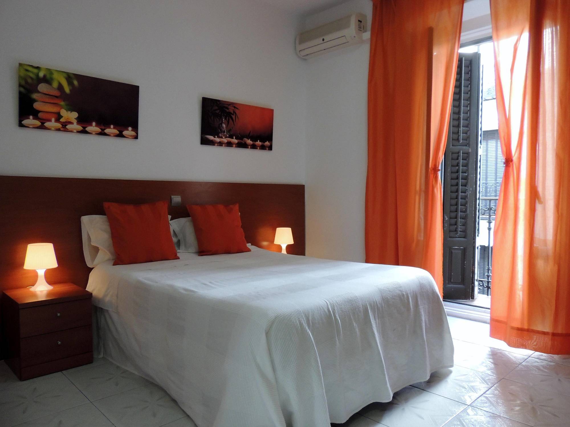 Hostal Cervantes Μαδρίτη Εξωτερικό φωτογραφία