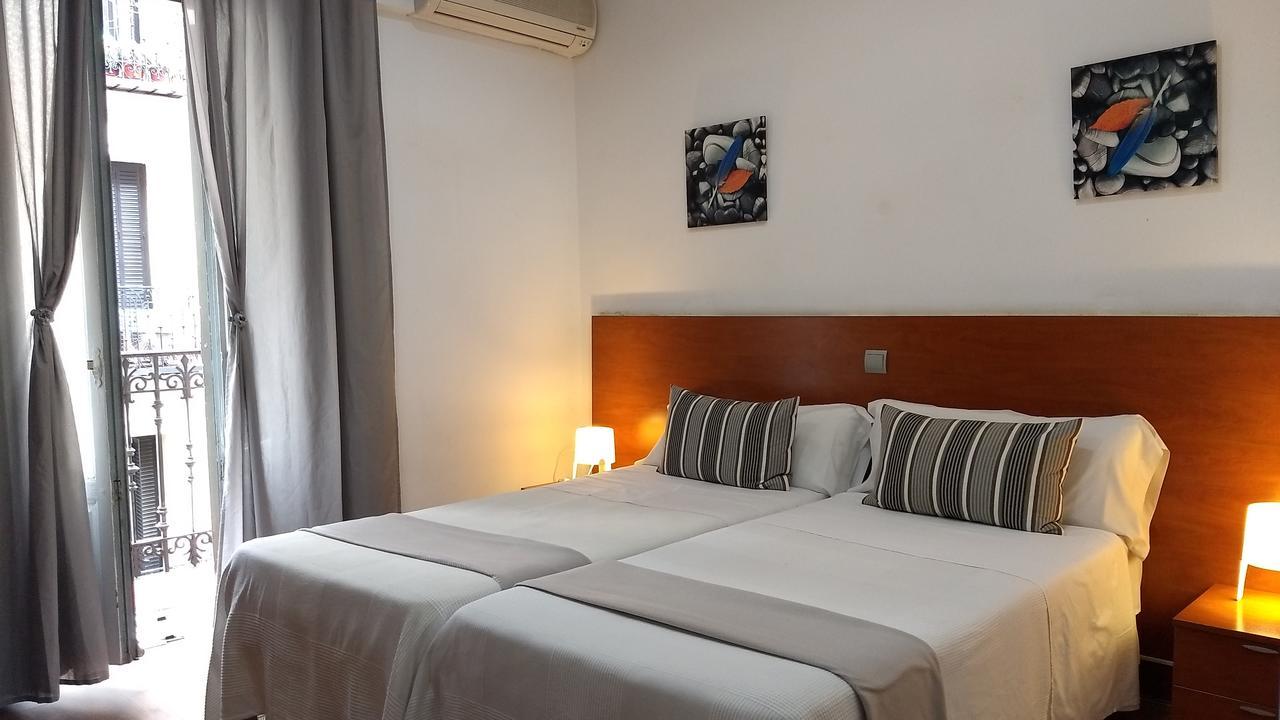 Hostal Cervantes Μαδρίτη Εξωτερικό φωτογραφία